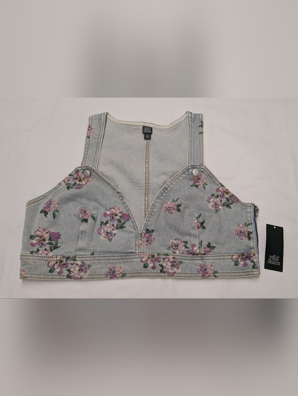 Crop Light Wash Denim Vest W/ Rose Floral Pattern Women's XL BRAND NEW W/ TAG